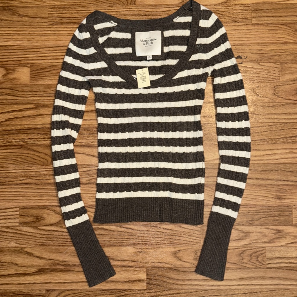 Abercrombie & Fitch | Sweaters | Y2k Vintage Abercrombie Fitch Abercrombie & Fitch | Sweaters | Y2k Vintage Abercrombie Fitch